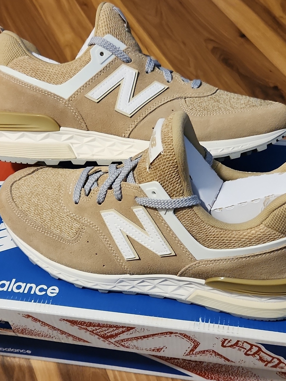 9 Men NEW BALANCE MEN'S NB 574 wheat tan MS574BS LIFESTYLE SNEAKER BROWN